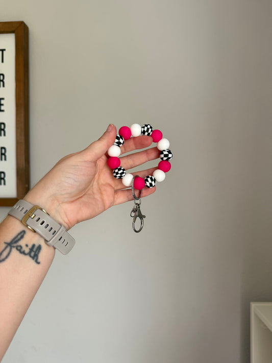 Mini wristlet